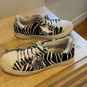 Dylan sky sneakers